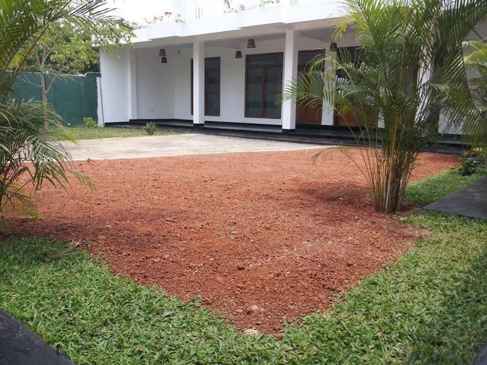 Milano Grand Hotel Dambulla Exterior foto